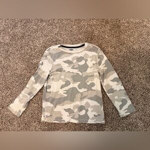 Old Navy Gray camo long sleeved tee